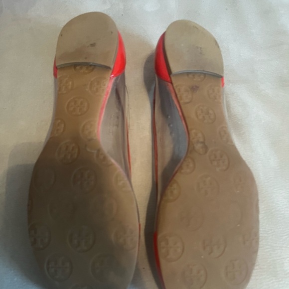 Tory Burch Red clear plastic pattern leather ballet slipper six 9. Gently worn - Picture 3 of 3